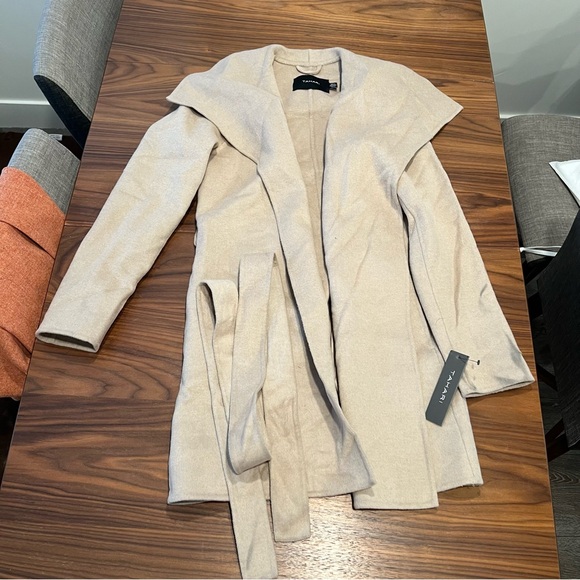 Tahari Cream Women's Jacket - Picture 1 of 12